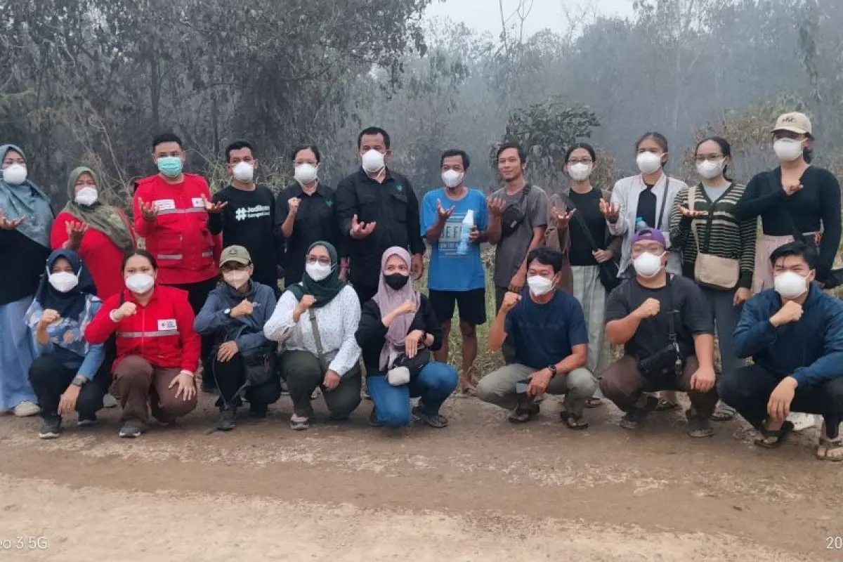 Gandeng PMI dan TFCA, Gempur Kalbar Distribusikan Bantuan Darurat Karhutla