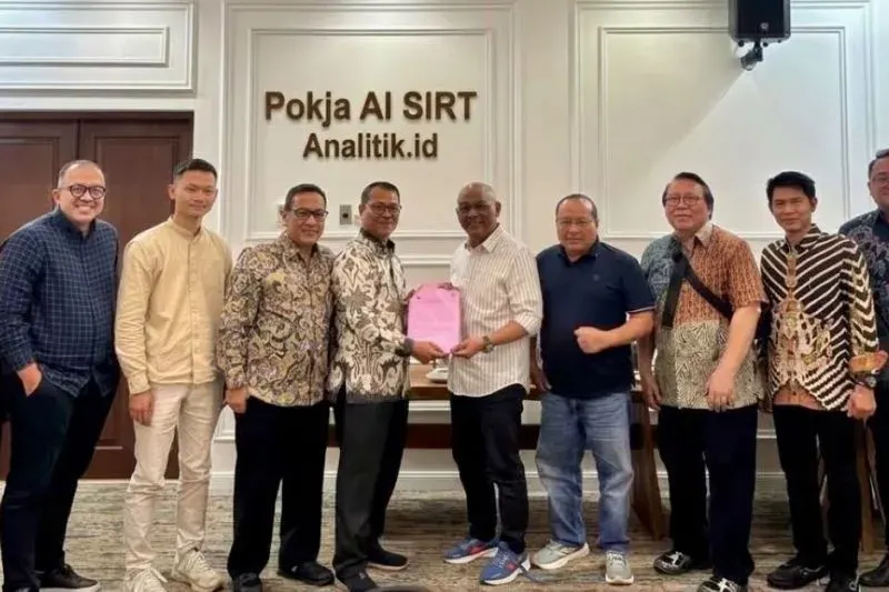 Ketua Pokja A Sapto Anggoro serahkan hasil ke Ketua PANDI Isnawan Aslam