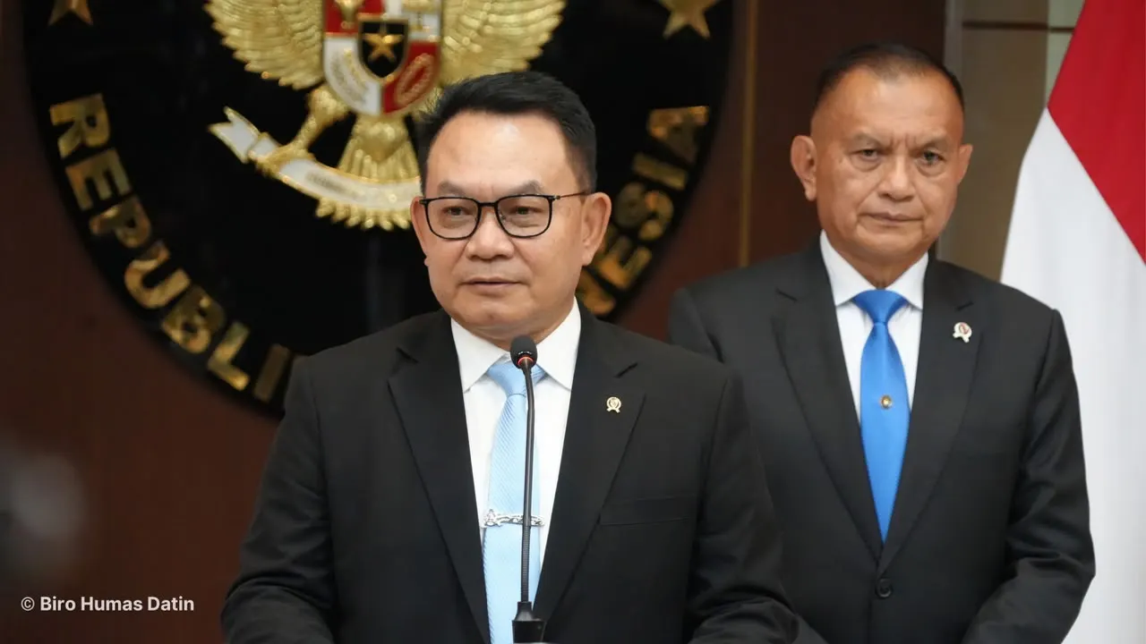 Menteri Koordinator Bidang Politik dan Keamanan (Menko Polkam) Jenderal TNI (Purn.) Prof. Dr. Dudung Abdurachman