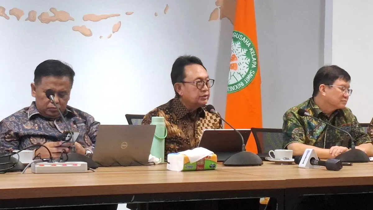 Ketua Umum GAPKI, Eddy Martono, menyampaikan bahwa IPOC 2026 menjadi forum strategis untuk membahas perubahan geopolitik dan perdagangan global, ketahanan pangan dan energi, serta prospek harga minyak sawit dan minyak nabati 2027.