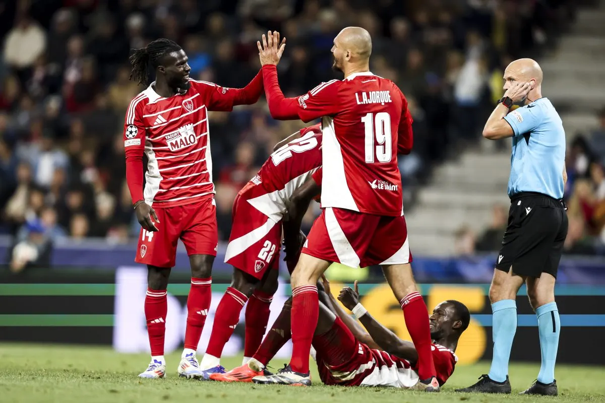 Ludovic Ajorque menjadi andalan utama Brest saat menjamu Nice dalam lanjutan Liga Prancis di Stadion Francis-Le Blé.
