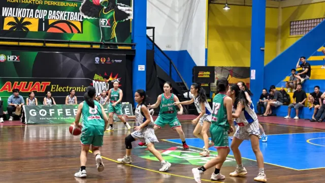 Santu Petrus A Hancurkan Immanuel 2 dengan Skor 117-22, Bina Mulia Juga Lolos