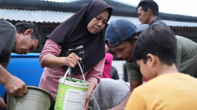 KIPP dan BPBD Kayong Utara Salurkan 1 Juta Liter Air Bersih saat Kemarau